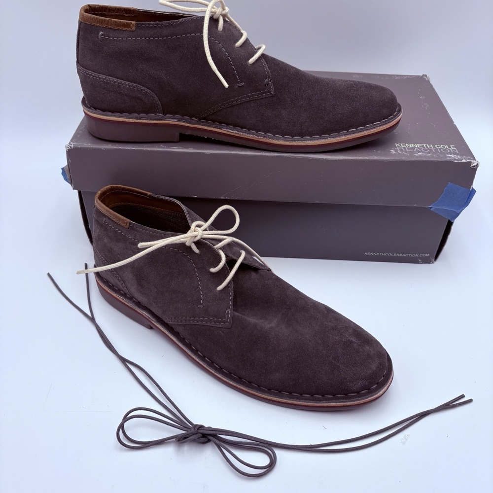 Kenneth Cole Reaction Desert Wind Chukka Boots Mens 9M Gray Suede NIB 2016